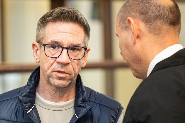 Glaustai: Antonovo apklausa „Snoro“ byloje, AfD pergalė Vokietijos Saksonijos-Anhalto žemėje
