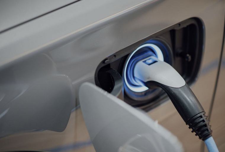 11:58 Lietuvoje jau yra beveik 60 500 elektrinių automobilių ir penktą mėnesį iš eilės jų įregistruojama daugiau nei po 2 000